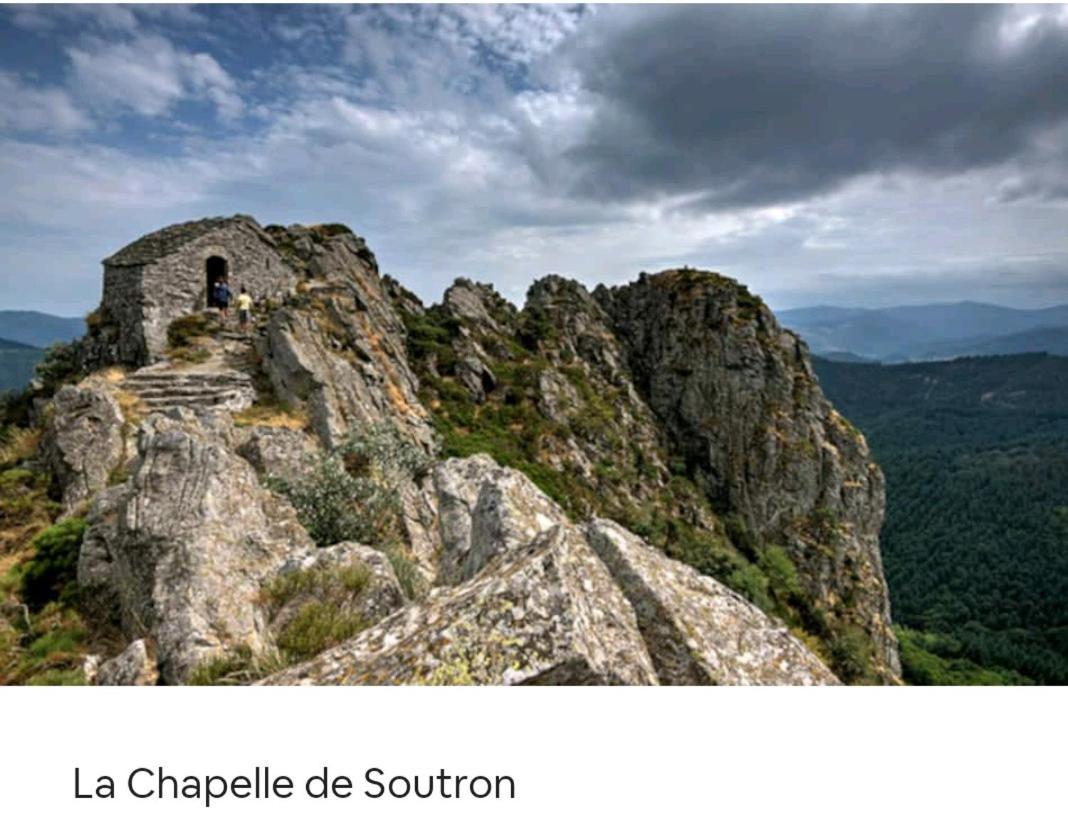 Gite Le Gravier En Haut De Villa Proche De La Dolce Via Arcens Luaran gambar